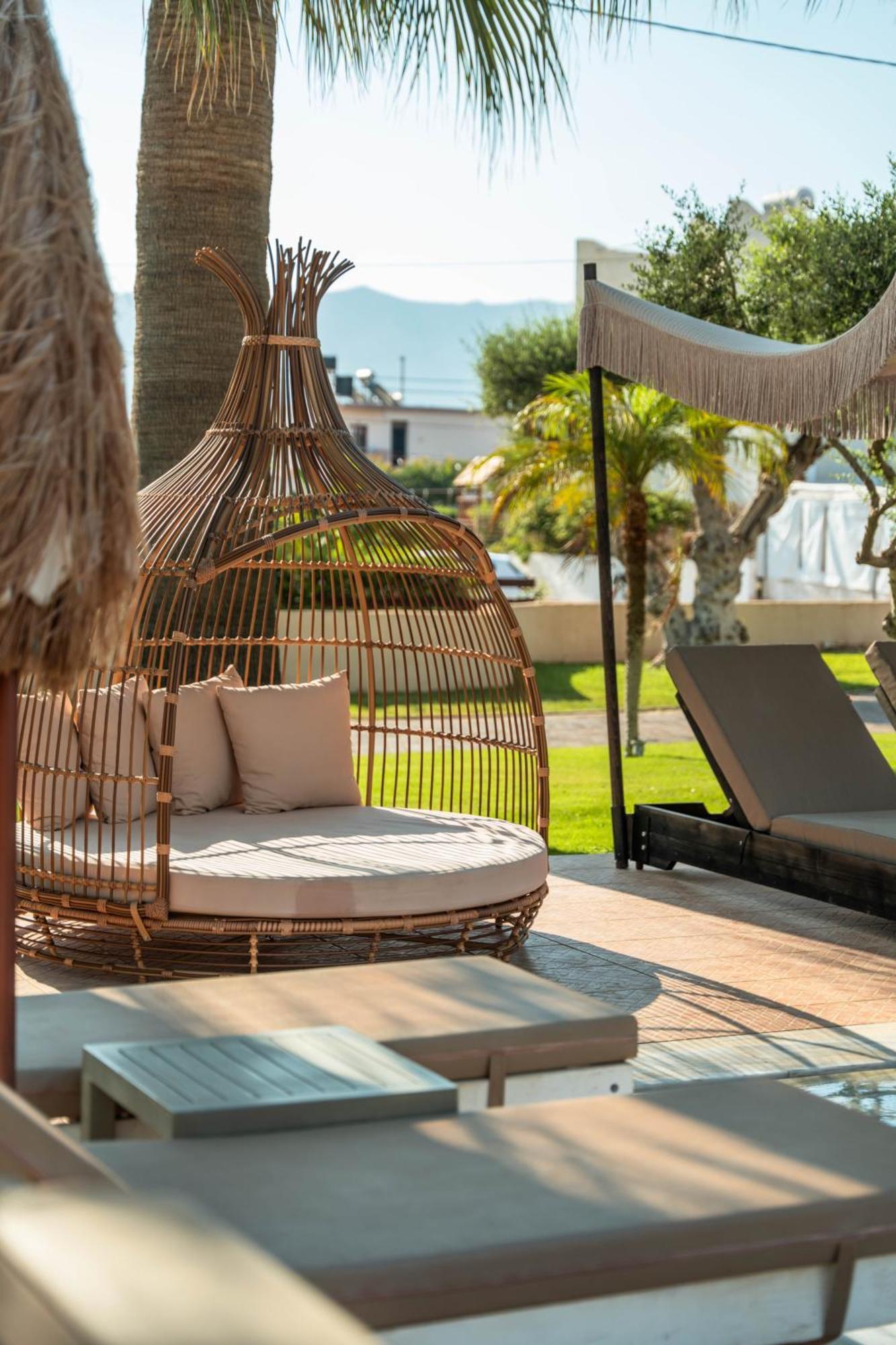 Ammos Boutique Apartments & Suites Malia  Bagian luar foto