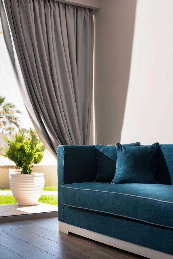 Ammos Boutique Apartments & Suites Malia  Bagian luar foto