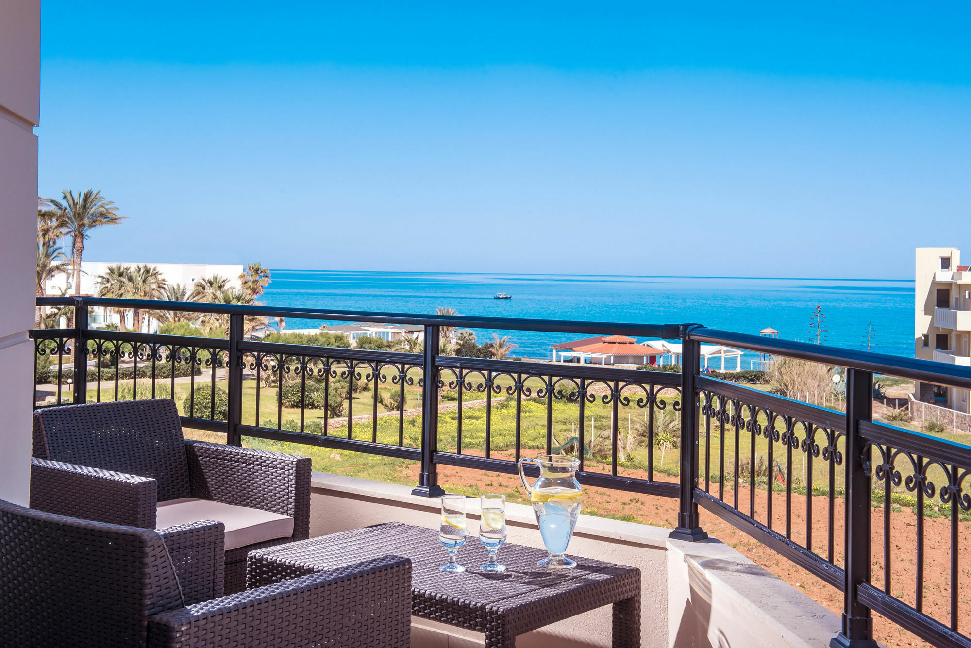 Ammos Boutique Apartments & Suites Malia  Bagian luar foto